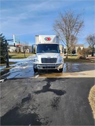 2021 Freightliner M2 20ft ** LOW MILES ** 