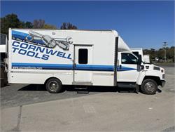 2005 Chevy C5500  18' One Owner